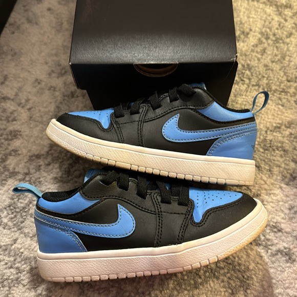 Nike, Air Jordan 1 Low, Black and University Blue, Size 8, Size 9, Size 12 - Picture 8 of 10
